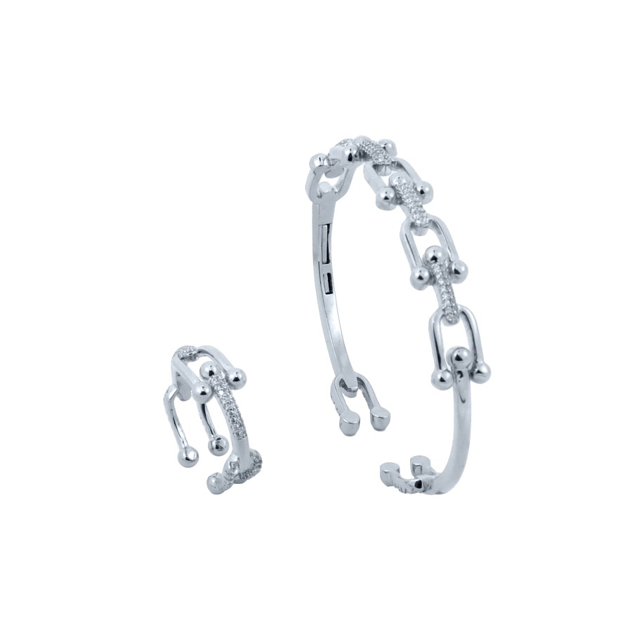 Bracelet with a gold-plated ring studded with zirconium