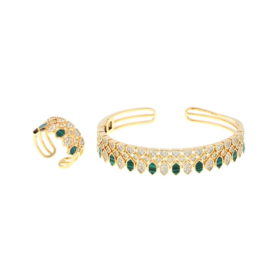 Bracelet with a gold-plated ring studded with zirconium